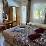 Rosemary Kuetle Pansiyon Çıralı