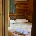 Bed & Breakfast Rosemary Kuetle Pansiyon 4*