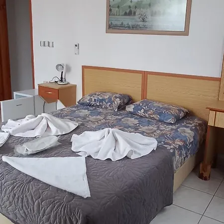 Rosemary Bed & Breakfast 4*