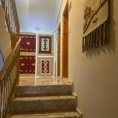 Rosemary Oda ve Kahvaltı