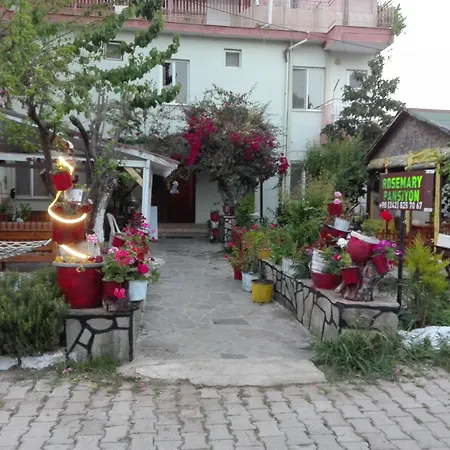 Oda ve Kahvaltı Rosemary 4*