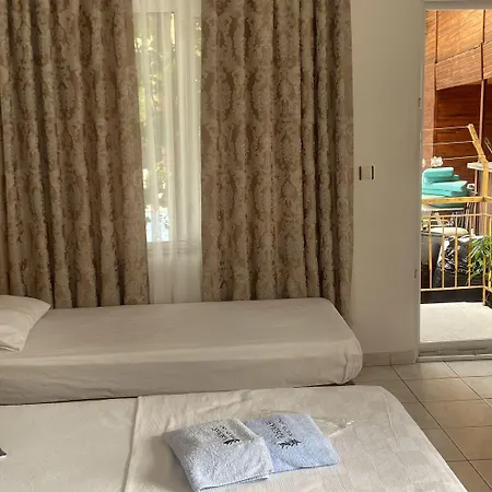 Bed & Breakfast Rosemary Kuetle Çıralı