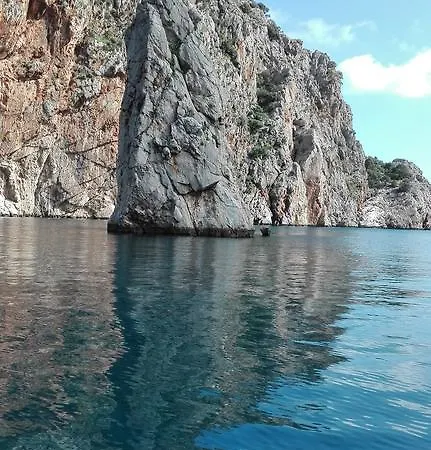 Oda ve Kahvaltı Rosemary Çıralı